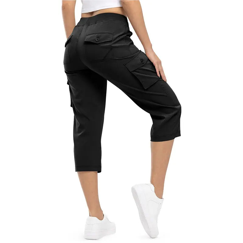 Women’s Summer Cargo Capri Pants – Plus Size Lightweight Casual Cropped Pants with Pockets