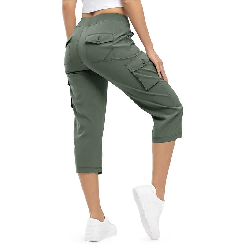 Women’s Summer Cargo Capri Pants – Plus Size Lightweight Casual Cropped Pants with Pockets